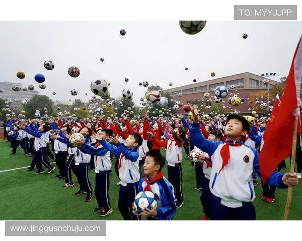 跳水运动的魅力与挑战:探索技术、心理与体能的完美结合 跳水运动的魅力与挑战:探索技术、心理与体能的完美结合