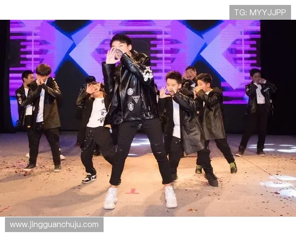 街舞热潮来袭:深入北京街舞队的魅力与力量之旅 街舞热潮来袭:深入北京街舞队的魅力与力量之旅